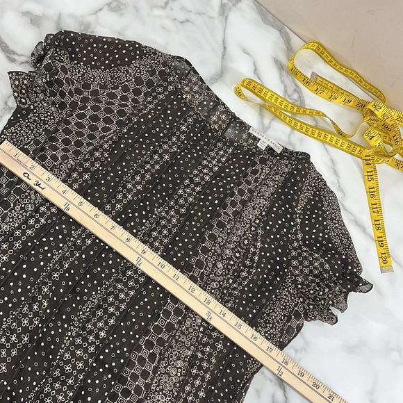 Sandra Darren Dress Womens 6P Brown Cream Batik Ruffled Hem Mini Short Sleeve - Picture 7 of 9